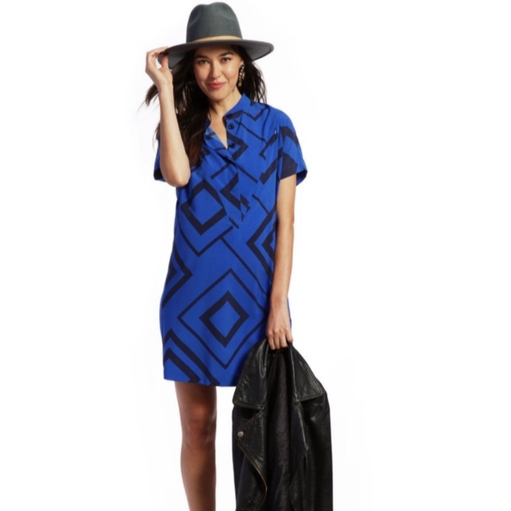 Loyal Hana ‘nursing’ Maternity dress.